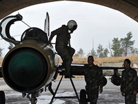 [ẢNH] Sau khi Nga bắt giữ lính Syria, đến lượt Syria cấm cửa Iran, điều gì đang xảy ra?