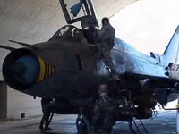 [ẢNH] Sau khi Nga bắt giữ lính Syria, đến lượt Syria cấm cửa Iran, điều gì đang xảy ra?