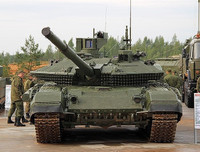 [ẢNH] Phát bắn từ xe tăng T-90M chọc thủng T-64, lời cảnh báo Nga dành cho Ukraine?