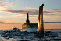 [ẢNH] Nga chính thức biên chế siêu tàu ngầm hạt nhân mạnh nhất thế giới