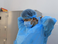 Bên trong bệnh viện tuyến đầu phòng chống dịch Covid-19 của Hà Nội