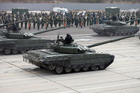 [ẢNH] Xe tăng bay cực mạnh T-80BVM Nga có đủ sức đối đầu với T-84 Oplot-M của Ukraine?