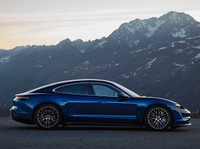 [ẢNH] Porsche Taycan ra mắt: Sedan thể thao chạy điện hàng đầu thế giới