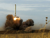 [ẢNH] Dồn dập phóng tên lửa chiến thuật khét tiếng nhất thế giới Iskander-M, Nga đâu chỉ để tập trận?