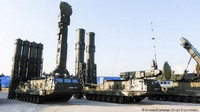 Mạnh hơn cả S-400, Nga đã sẵn sàng xuất khẩu hệ thống tên lửa phòng không S-300V4