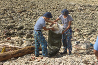 Bảo vệ đảo, giữ sạch biển ở Trường Sa