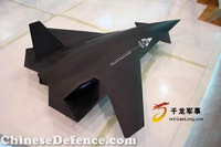 [ẢNH] Trung Quốc bất ngờ ra mắt UAV tàng hình nhằm phá thế trận của 'chiến thần' F-22 Mỹ