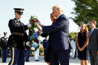 [ẢNH] Những giây phút xúc động tại lễ tưởng niệm vụ khủng bố 11-9 ở Mỹ