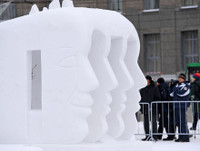 [Ảnh] Những tác phẩm điêu khắc bằng băng tuyệt đẹp khiến người xem sửng sốt