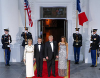 Tổng thống Trump tổ chức quốc yến hoành tráng tiếp đón lãnh đạo Pháp