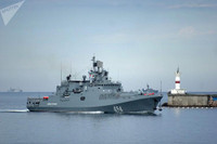 [ẢNH] Chiến hạm Nga cho 