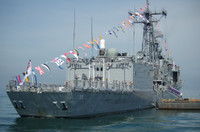 [ẢNH] Hải quân Australia bán thanh lý cặp chiến hạm 4.000 tấn cực mạnh