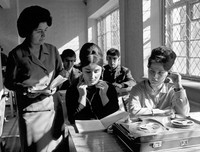 Vẻ đẹp của các nữ sinh viên Nga và Liên Xô (cũ) qua ảnh