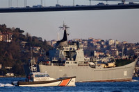 [ẢNH] Tàu vận tải Nga ào ạt chở vũ khí tới Syria, sẵn sàng đánh lớn?