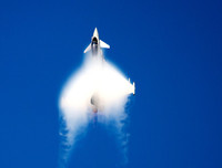 [ẢNH] ‘Cuồng phong Châu Âu’ EF-2000 thách đấu cùng ‘chiến thần’ Su-35 Nga