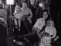 Những hình ảnh ít người biết về giới trẻ Liên Xô