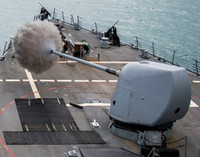 [ẢNH] Hải pháo cực mạnh trên tàu tuần dương Mỹ đang hiện diện trên Biển Đông