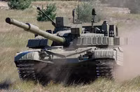 [ẢNH] Bất ngờ với phiên bản xe tăng T-72 được trang bị tới 3 khẩu pháo