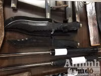 Cận cảnh số dao, kiếm 