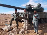 [ẢNH] Thổ Nhĩ Kỳ đe dọa dùng S-400 cản bước tiến của quân đội Syria