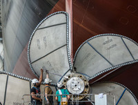 Khám phá siêu hàng không mẫu hạm USS Gerald R. Ford nặng ngang 400 bức tượng Nữ thần Tự do.