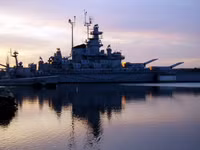 Ngạc nhiên lớn khi thấy tàu tên lửa Molniya gốc Liên xô trong biên chế Hải quân Mỹ