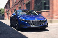 [ẢNH] Hyundai Elantra, ‘xế hộp’ đáng mua trong phân khúc sedan hạng C