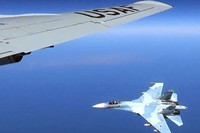 [ẢNH] Su-27 Nga bị chiến đấu cơ NATO 