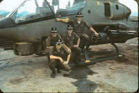 [ẢNH] Trực thăng vũ trang mạnh nhất của Mỹ từng bị bắt sống đưa về miền Bắc