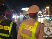 [ẢNH] Toàn cảnh xúc động đón mừng những người hùng của bóng đá Việt Nam