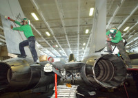 [ẢNH] Hàng không mẫu hạm được ví như 'thành phố nổi' của Mỹ