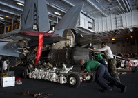 [ẢNH] Hàng không mẫu hạm được ví như 'thành phố nổi' của Mỹ