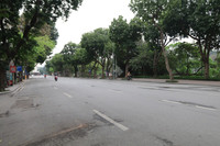 Hà Nội trong ngày đầu thực hiện cách ly toàn xã hội phòng chống dịch Covid-19