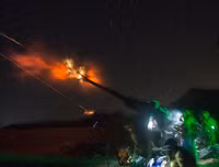 [ẢNH] Lựu pháo mạnh nhất thế giới của Mỹ khai hỏa dữ dội trên đất Philippines