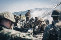 [ẢNH] Lựu pháo mạnh nhất thế giới của Mỹ khai hỏa dữ dội trên đất Philippines