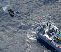 Máy bay chiến đấu của Nhật Bản bốc cháy tại căn cứ không quân