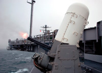 [ẢNH] Uy lực lá chắn thép trên chiến hạm Mỹ vừa bắn hạ máy bay Iran