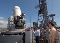 [ẢNH] Uy lực lá chắn thép trên chiến hạm Mỹ vừa bắn hạ máy bay Iran