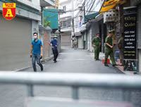 Đưa gần 60 người đi cách ly tại Bệnh viện Công an Hà Nội