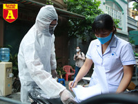 Đưa gần 60 người đi cách ly tại Bệnh viện Công an Hà Nội