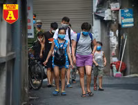 Đưa gần 60 người đi cách ly tại Bệnh viện Công an Hà Nội