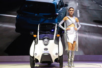 [ẢNH] Siêu xe mới của Toyota, tiện dụng như ô tô nhưng lại nhỏ gọn như xe máy