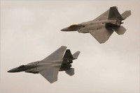 [ẢNH] F-15C rơi khi đấu đối kháng cùng F-22A, có phải bị bắn nhầm như MiG-31?