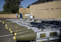 Mỹ bất ngờ chuyển gần một triệu quả bom đến Guam sẵn sàng cho tình huống xấu