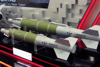 Mỹ bất ngờ chuyển gần một triệu quả bom đến Guam sẵn sàng cho tình huống xấu