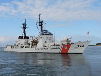 Việt Nam sẽ nhận tàu Hamilton thứ hai sau chuyến thăm của tàu sân bay Mỹ?