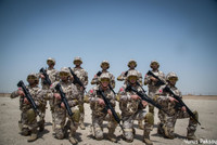 [ẢNH] Súng trường tấn công mạnh hơn AK-47 và M-16 vừa xuất hiện tại Syria