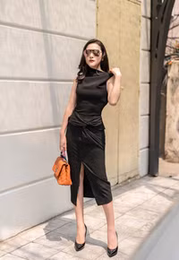 Xuống phố trong nắng mới cùng MC Lê Thùy Linh