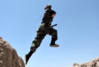 [ẢNH] Đội nữ đặc nhiệm sát thủ Iran bất ngờ lộ diện giữa tình hình căng thẳng với Mỹ