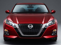 Nissan Altima thế hệ mới: Thiết kế mới mẻ, công nghệ hiện đại